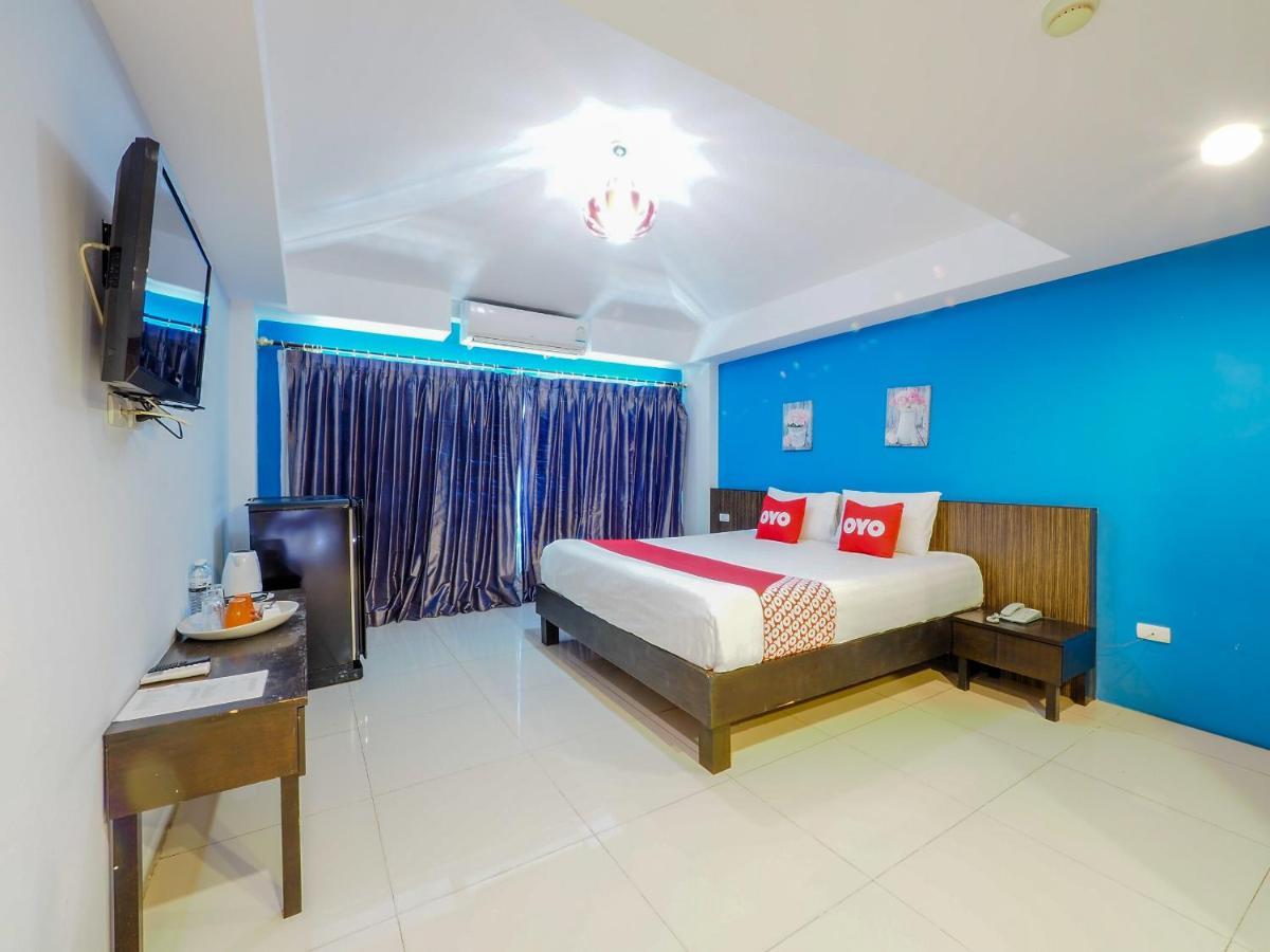 Oyo 75367 Ud Pattaya Hotel バーンラムン エクステリア 写真