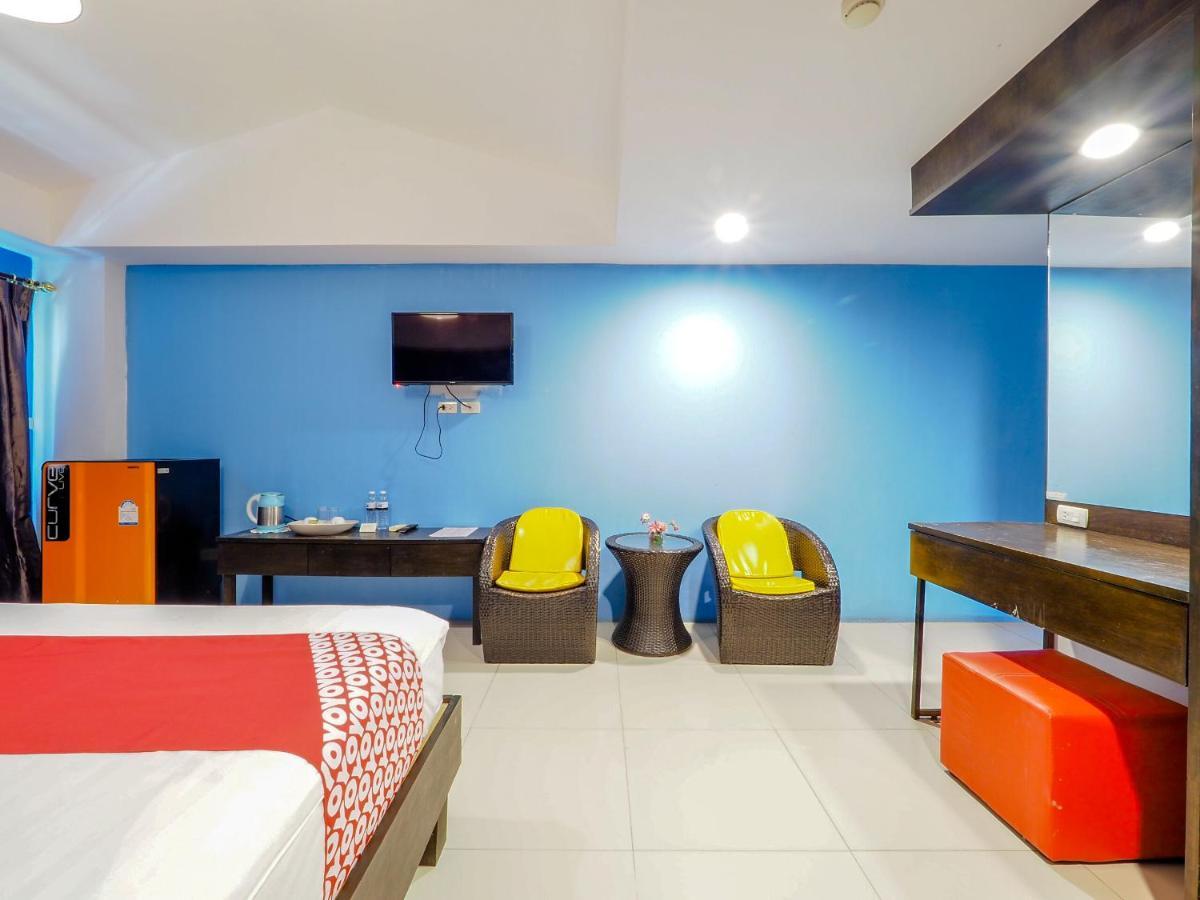 Oyo 75367 Ud Pattaya Hotel バーンラムン エクステリア 写真