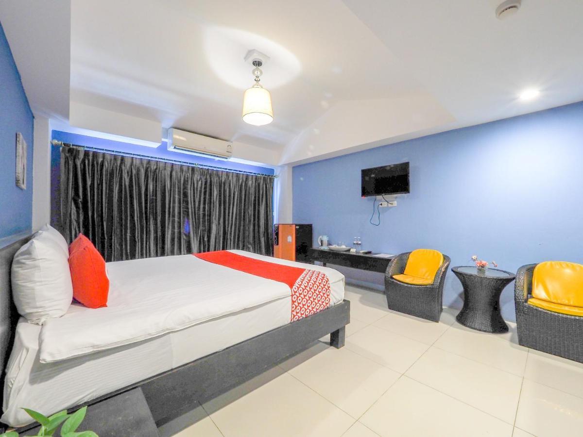 Oyo 75367 Ud Pattaya Hotel バーンラムン エクステリア 写真