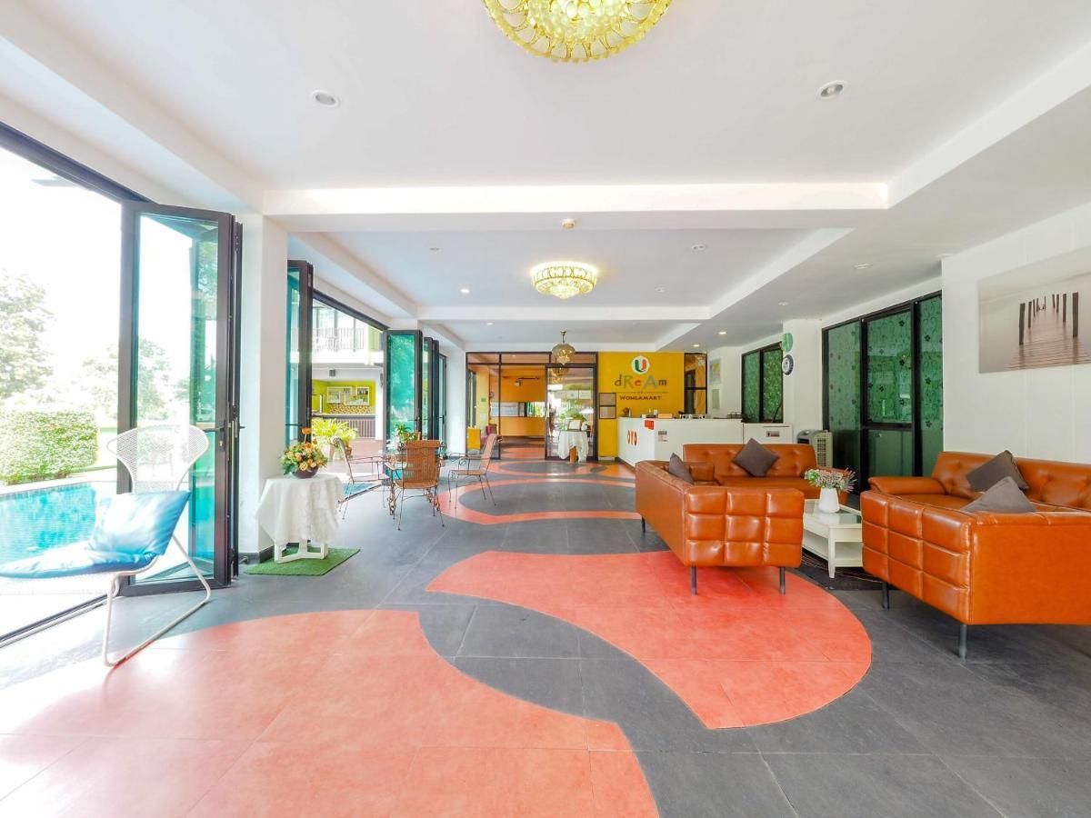 Oyo 75367 Ud Pattaya Hotel バーンラムン エクステリア 写真