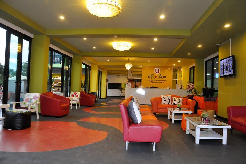 Oyo 75367 Ud Pattaya Hotel バーンラムン エクステリア 写真